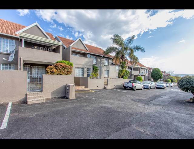 3 BEDROOM APARTMENT FOR SALE IN RADIOKOP